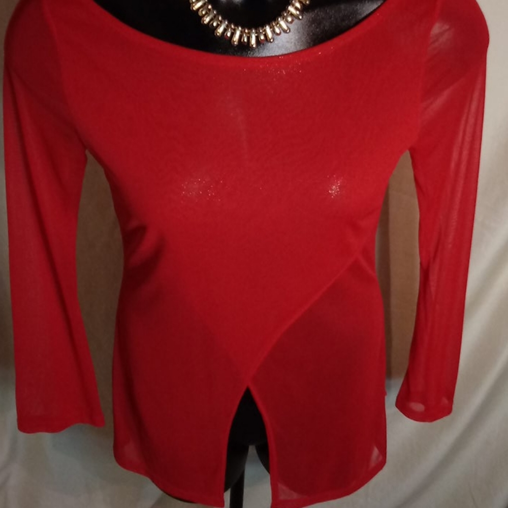 Misope Top - Picture 2 of 4